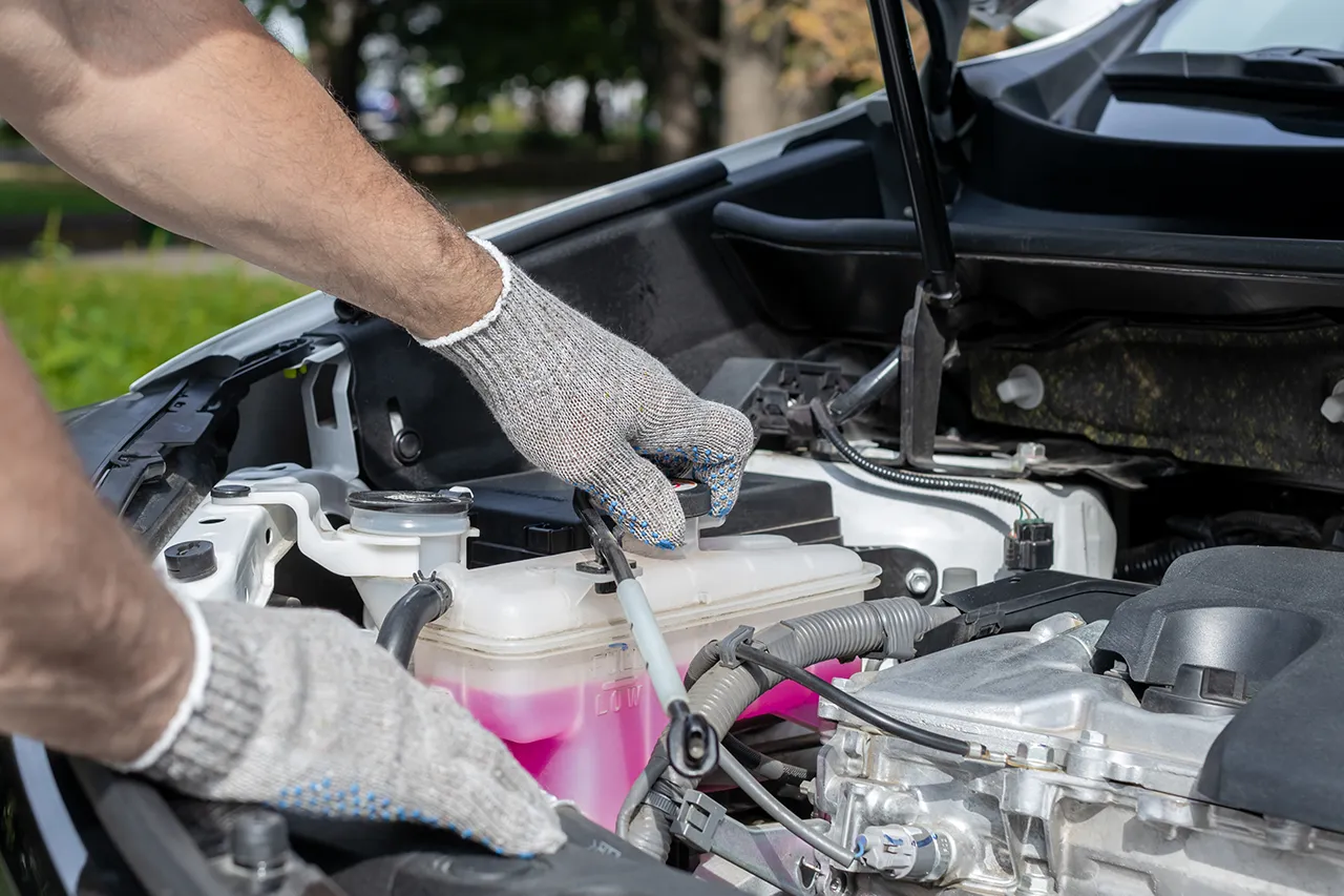 low coolant in car - causes, consequences, and solutions